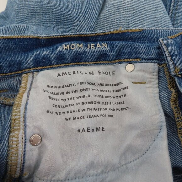 American Eagle Womens 4 Mom Jeans Blue Distressed Destroyed Denim Pants Cotton - Picture 10 of 14